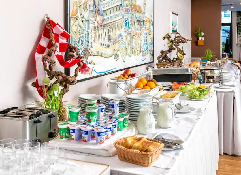 Buffet Gambar