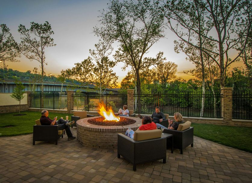 Patio Gambar