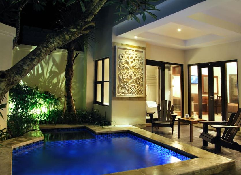 Kolam renang Gambar