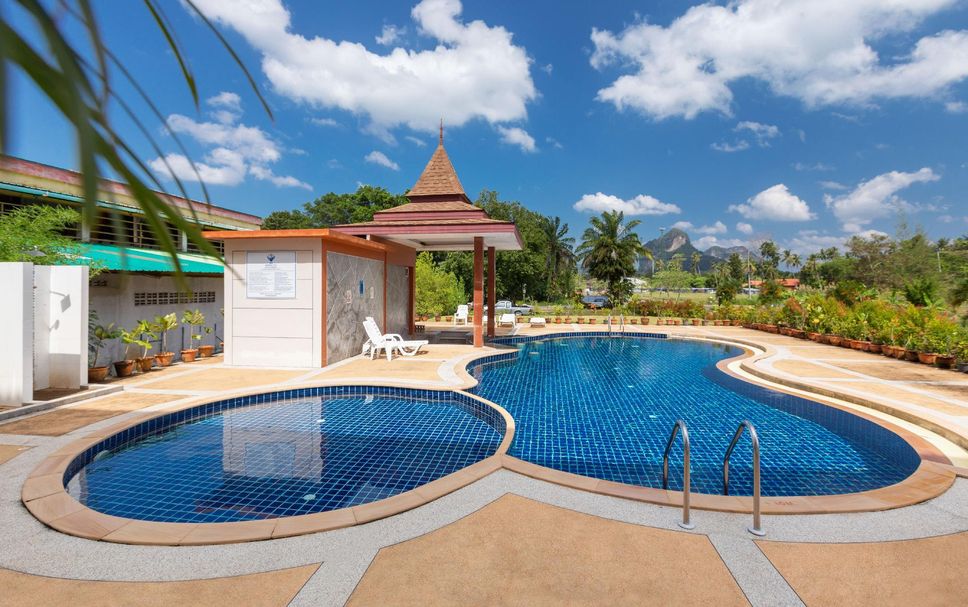 Kolam renang Gambar
