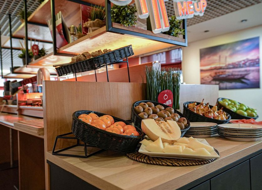 Buffet Gambar