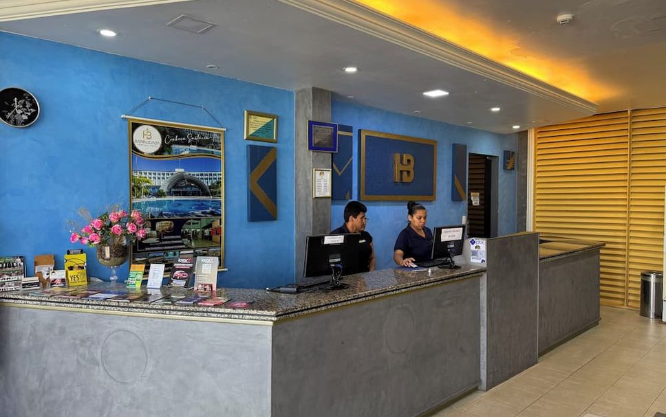 Meja Penyambut Tetamu Gambar