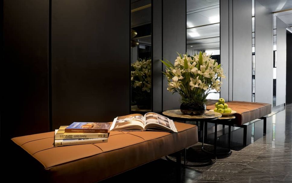 Balai Menunggu Gambar