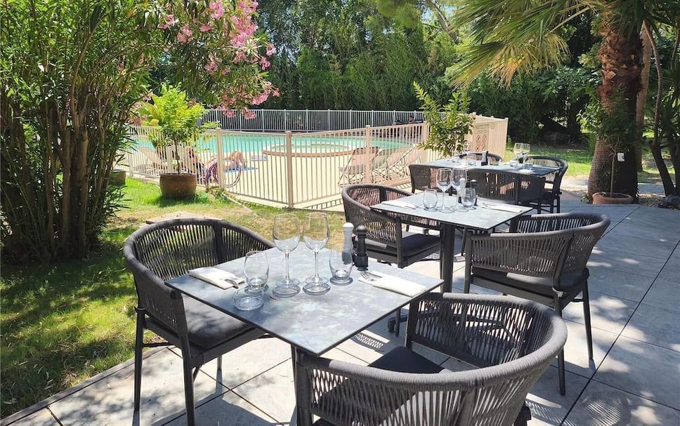 Patio Gambar