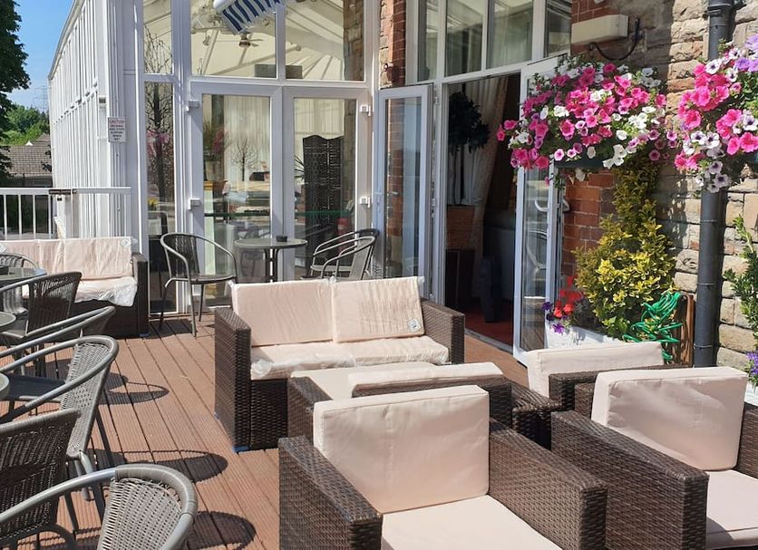 Patio Gambar
