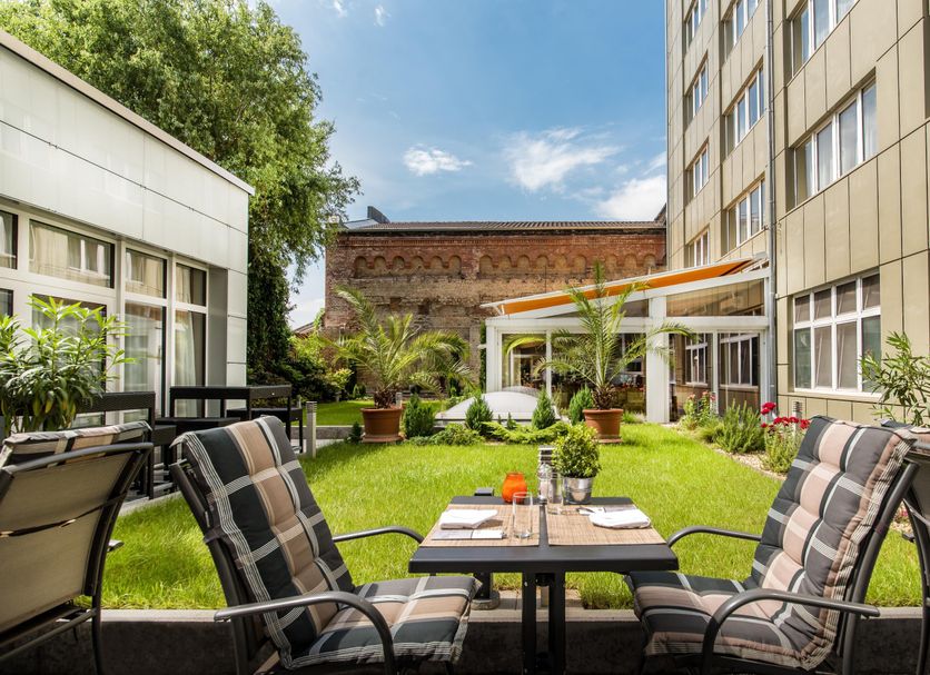 Patio Gambar