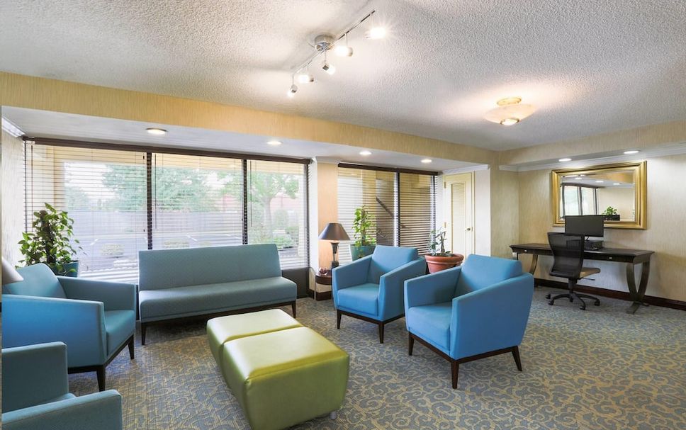 Balai Menunggu Gambar