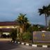 Pemandangan luar