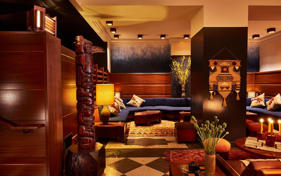 Balai Menunggu Gambar