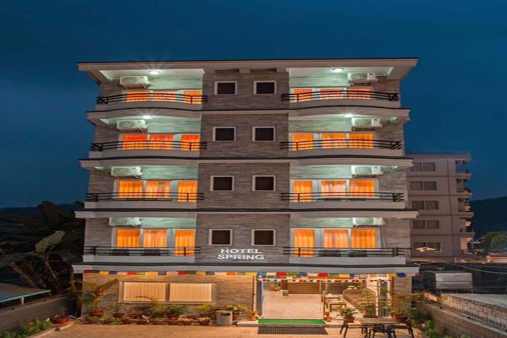 Bangunan