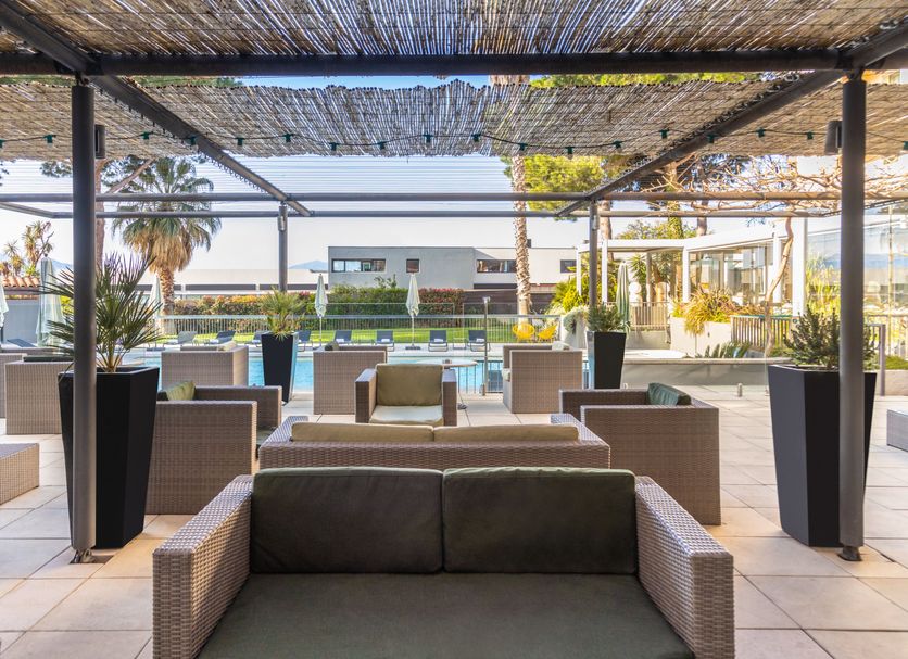 Patio Gambar