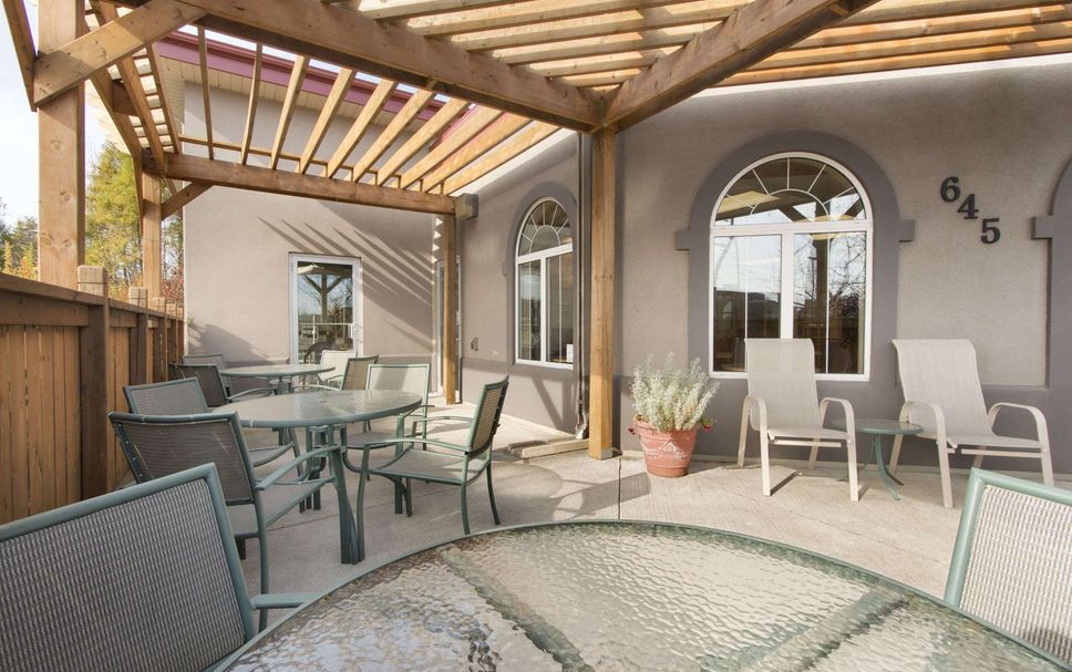 Patio Gambar