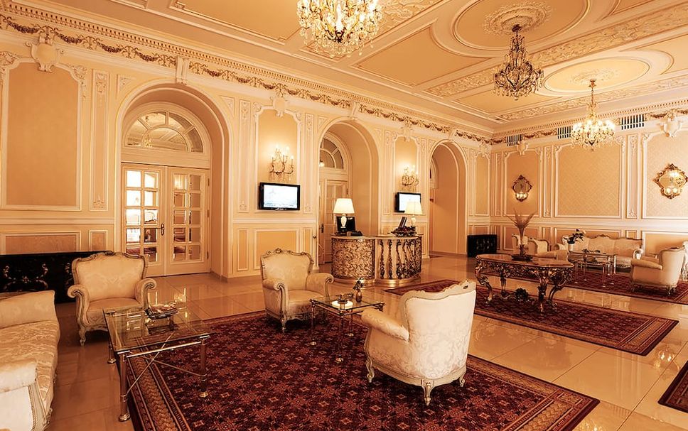 Balai Menunggu Gambar