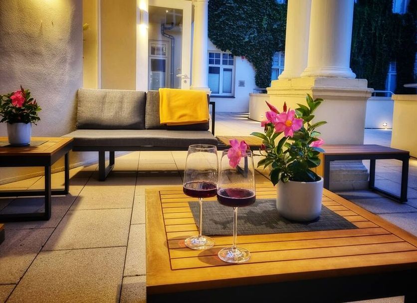 Patio Gambar