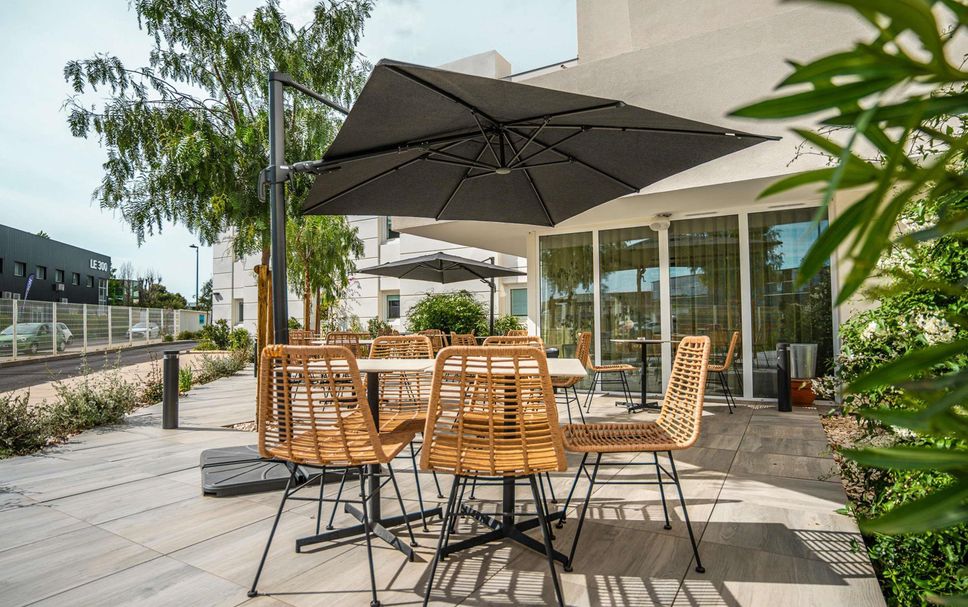 Patio Gambar