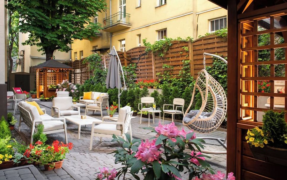 Patio Gambar
