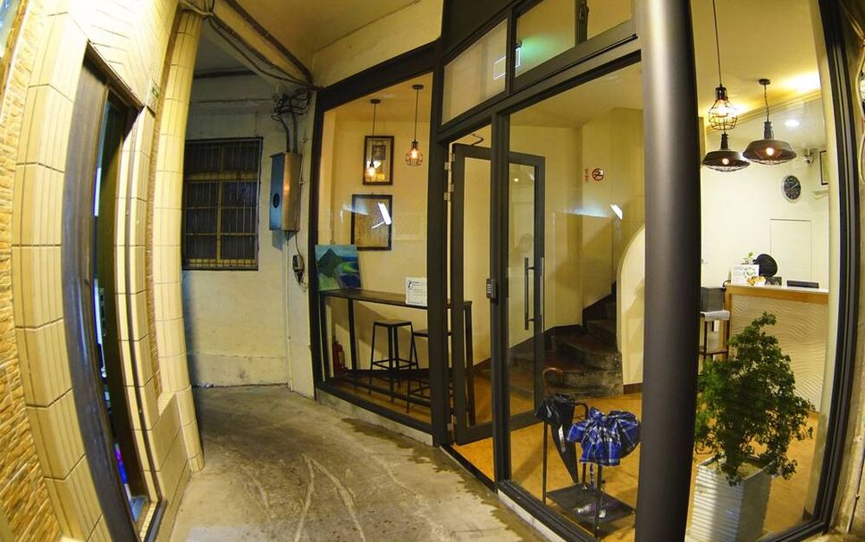 hallway Gambar