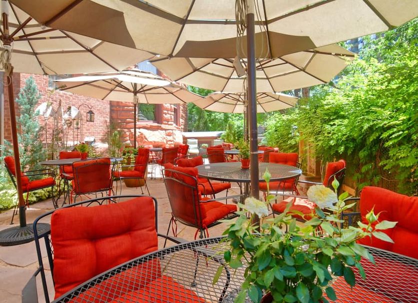 Patio Gambar
