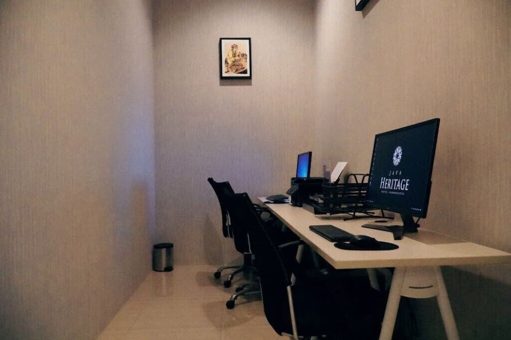 Pusat Perniagaan