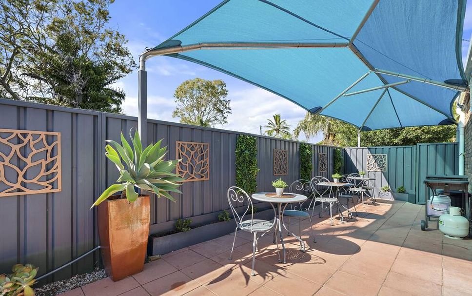 Patio Gambar