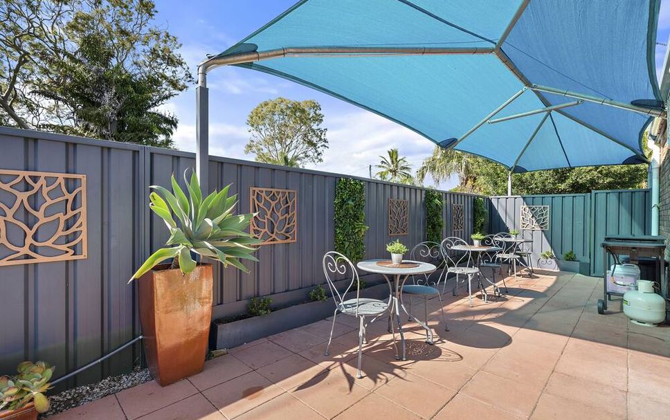 Patio Gambar