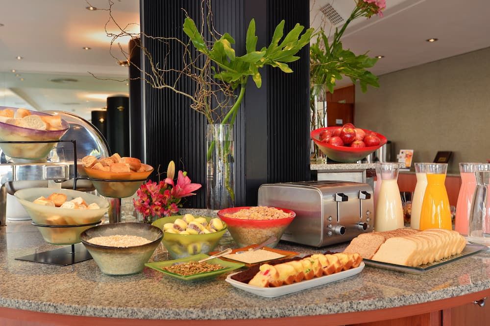 Buffet Gambar