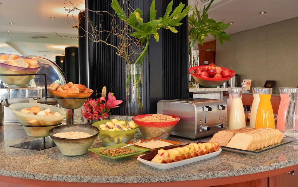 Buffet Gambar