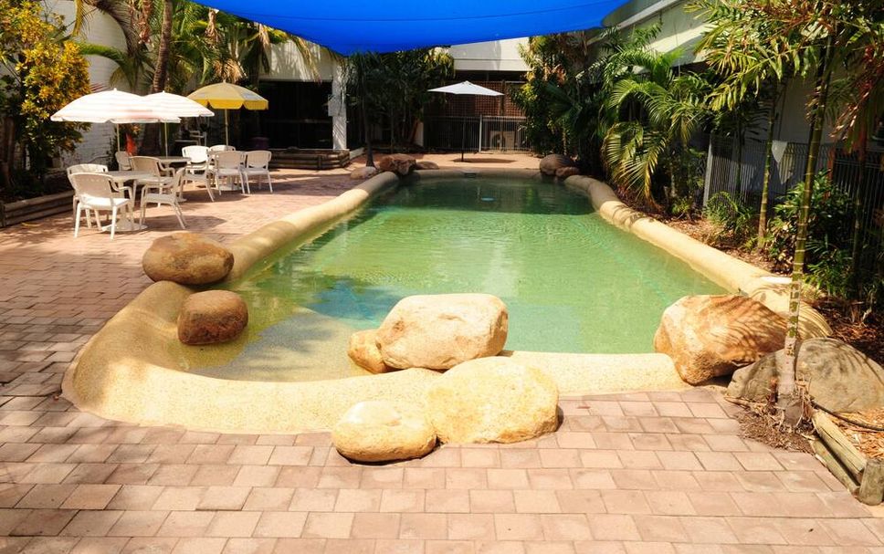 Kolam renang Gambar