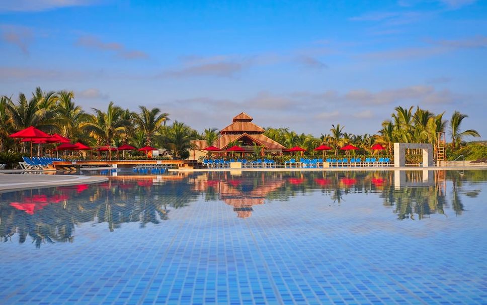 Kolam renang Gambar