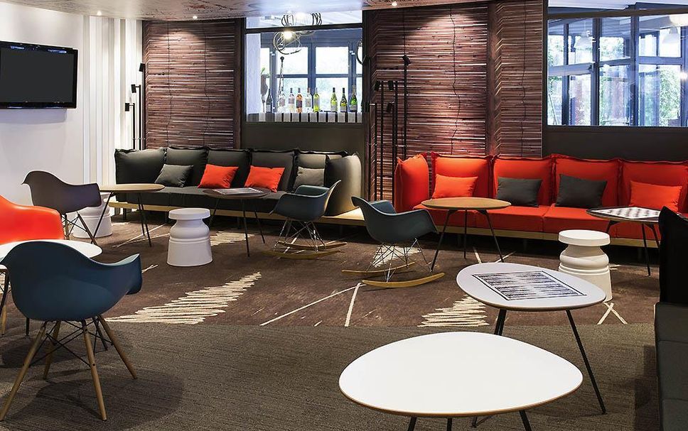 Balai Menunggu Gambar