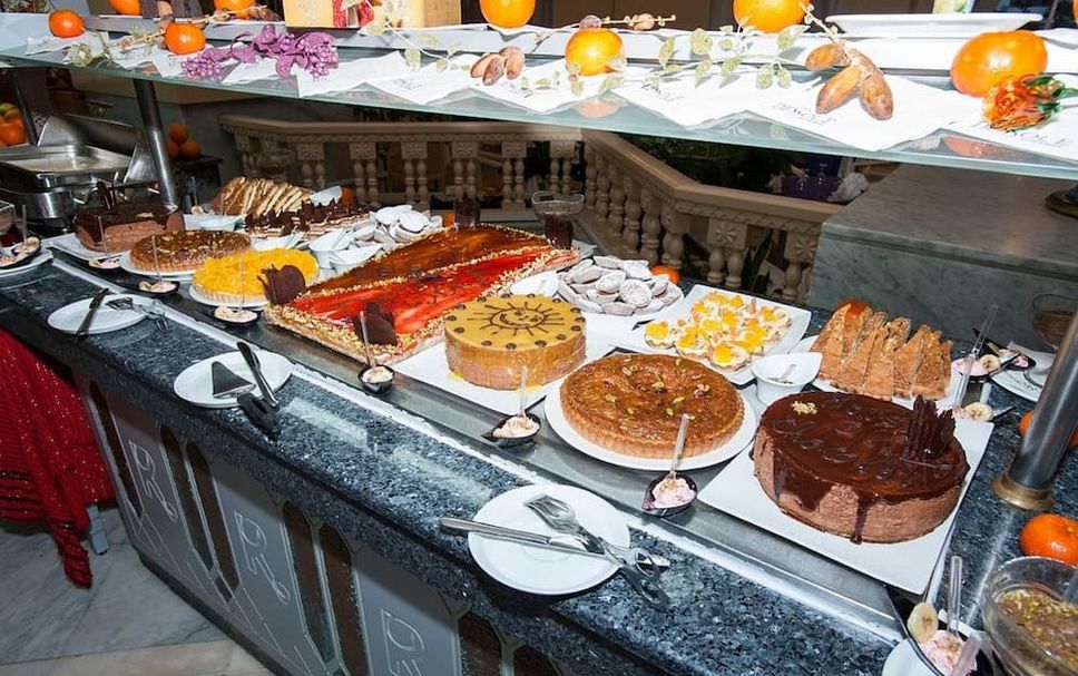 Buffet Gambar