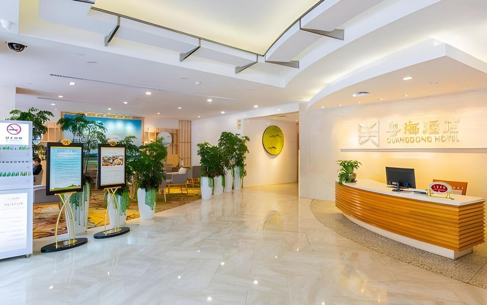 Meja Penyambut Tetamu Gambar