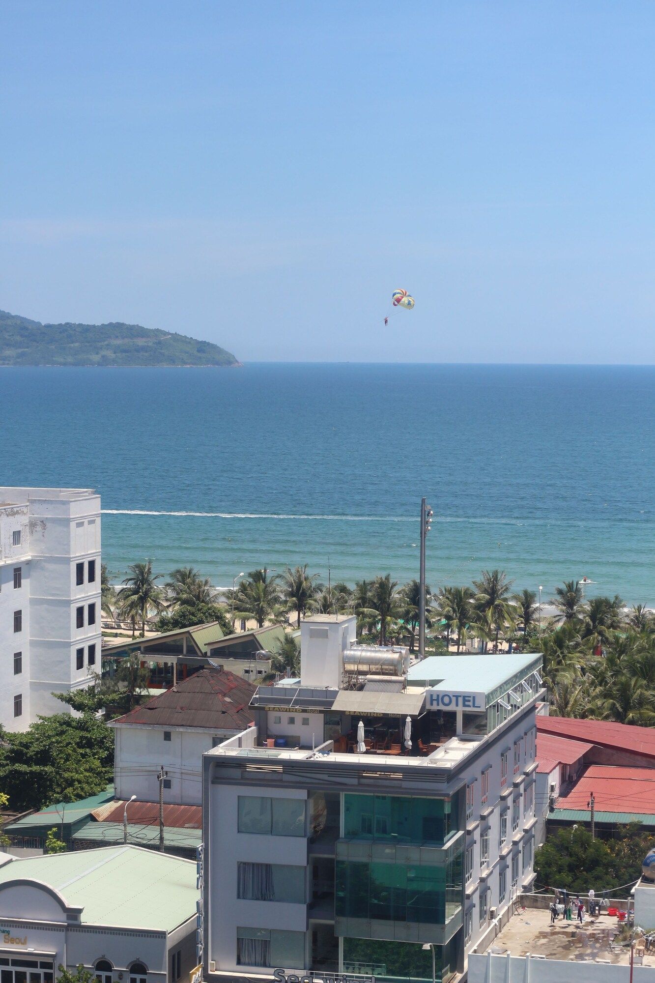 Pemandangan luar