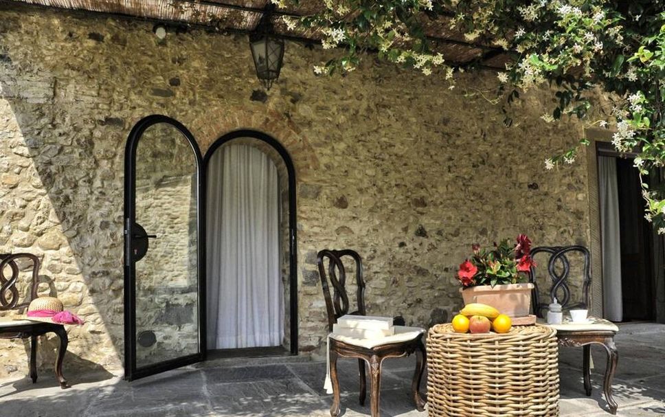 Patio Gambar