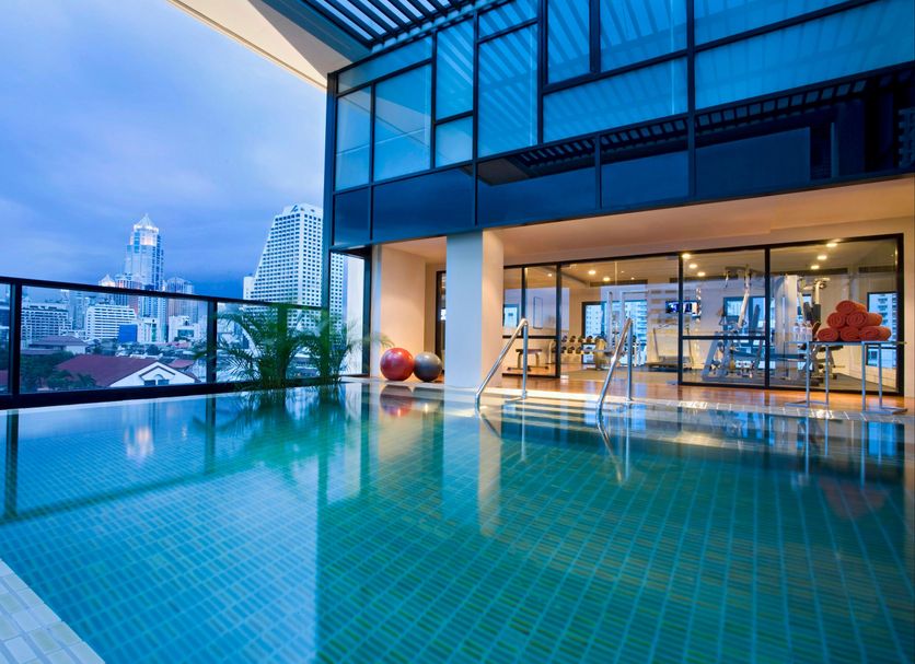 Kolam renang Gambar