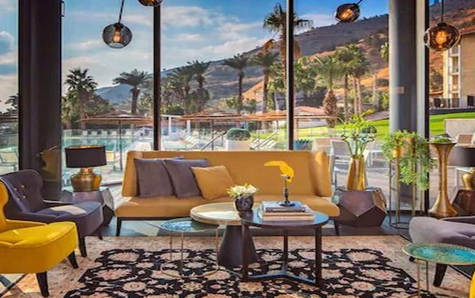 Balai Menunggu Gambar