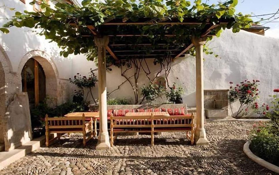 Patio Gambar