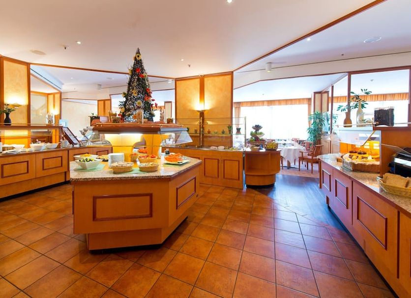 Buffet Gambar