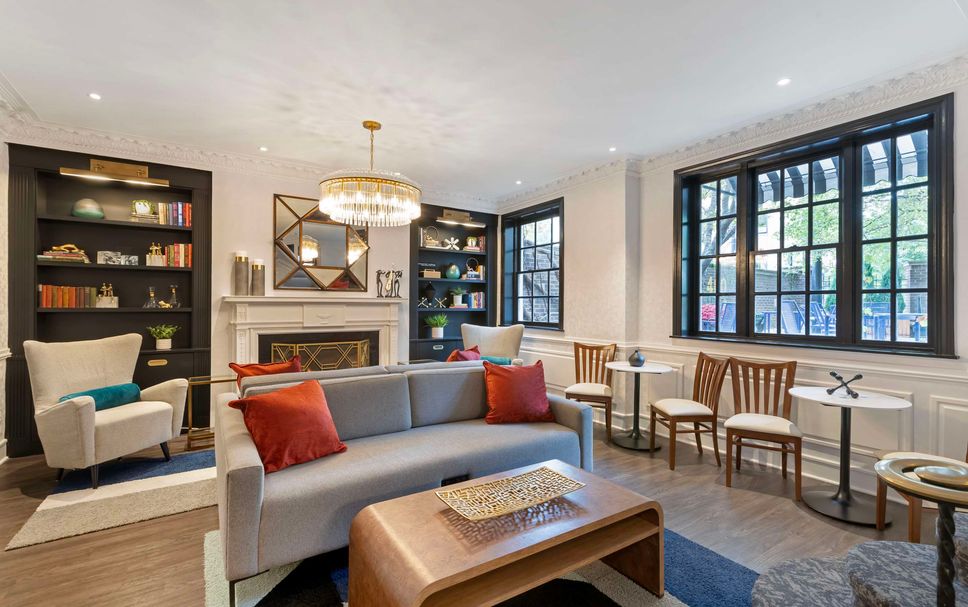 Balai Menunggu Gambar