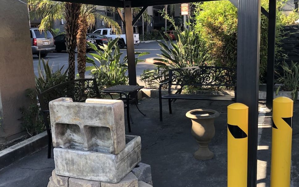 Patio Gambar