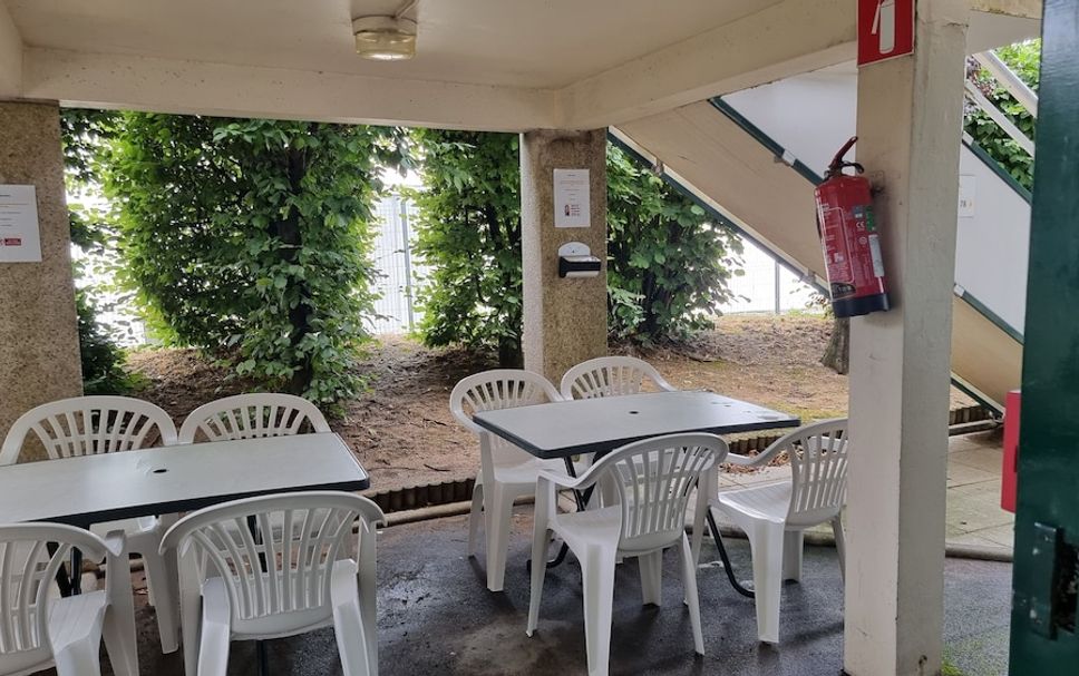 Patio Gambar