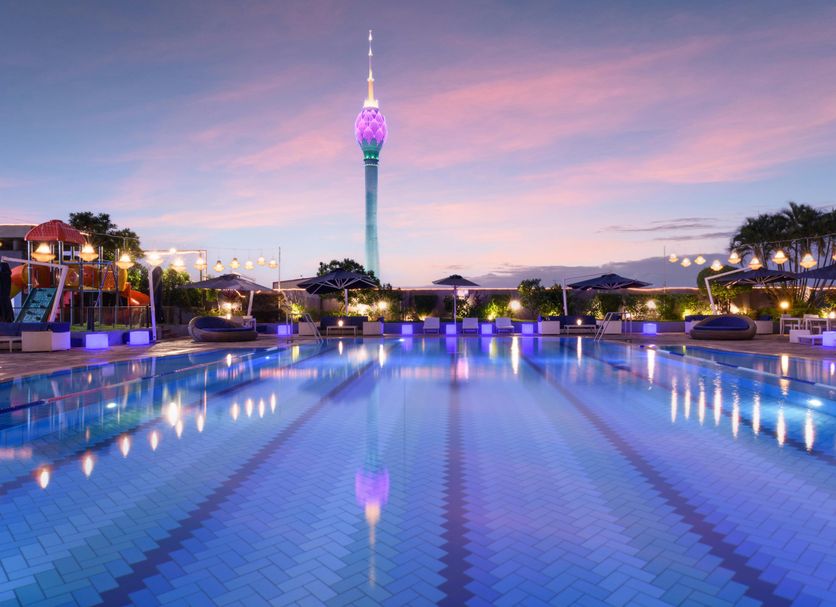 Kolam renang Gambar