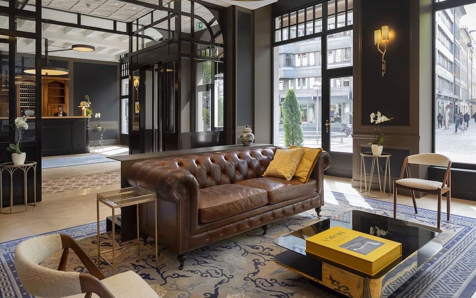 Balai Menunggu Gambar