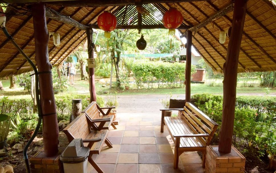 Patio Gambar