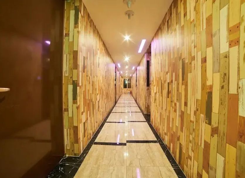 hallway Gambar