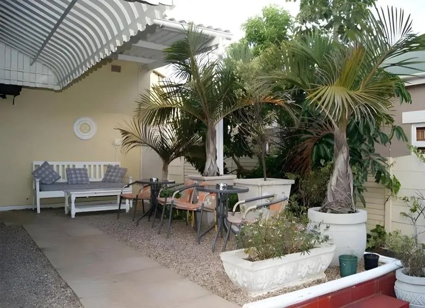 Patio Gambar
