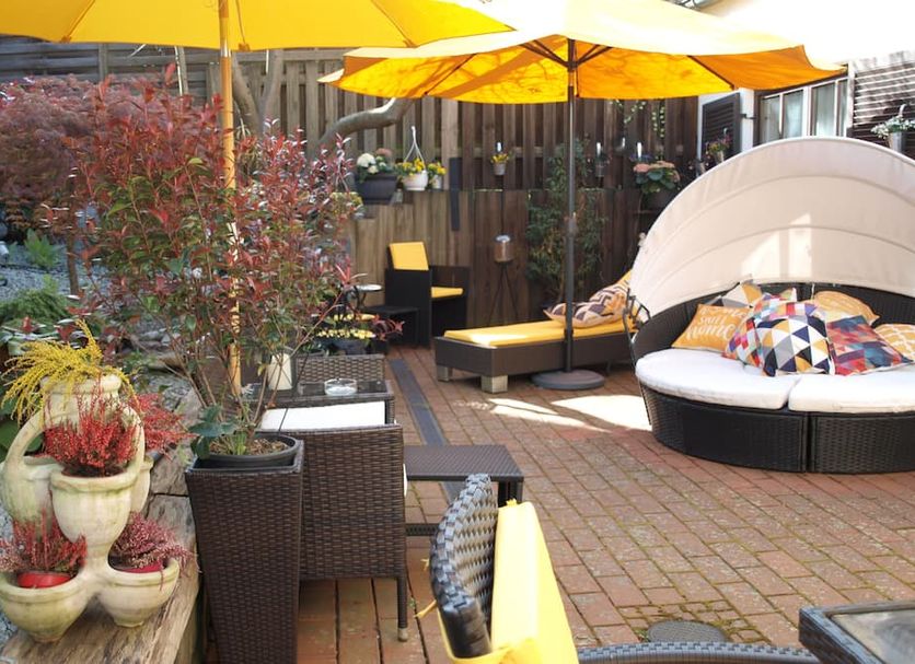 Patio Gambar