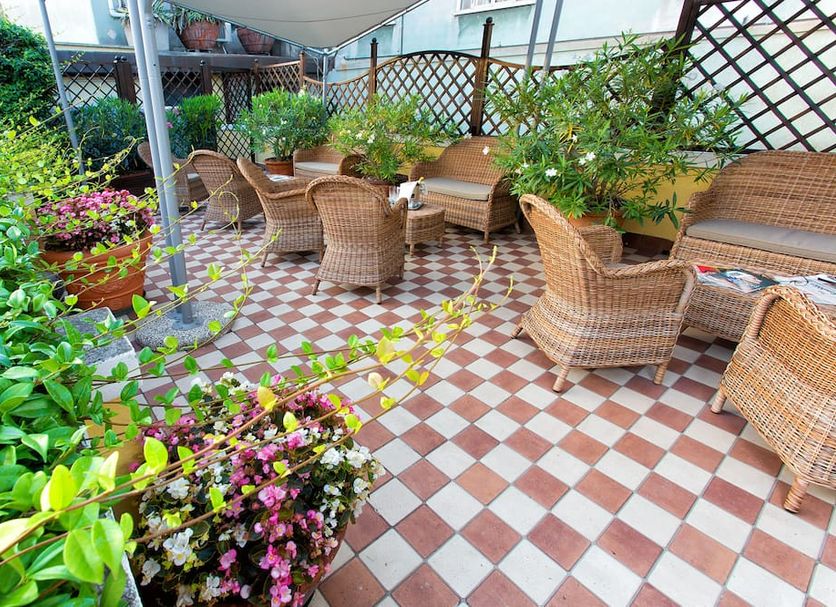 Patio Gambar