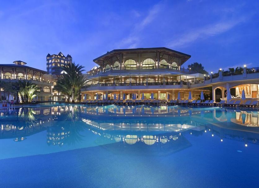 Kolam renang Gambar