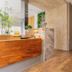 Meja Penyambut Tetamu